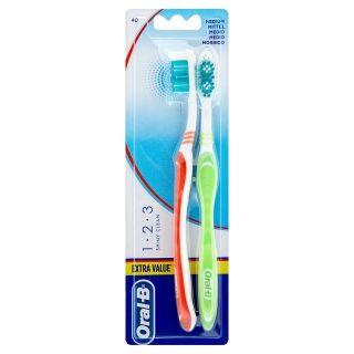 Oral-B cepillo Duo 123 shiny clean 40 medio